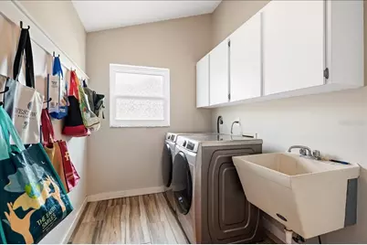 5438 Dominica Circle, Sarasota, FL 34233 - Photo 23