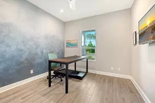 2566 Paradise Plum Dr, Sarasota, FL 34240 - Photo 13