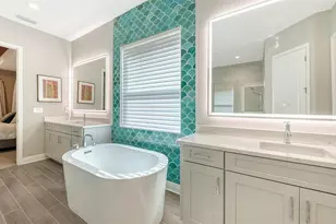 2566 Paradise Plum Dr, Sarasota, FL 34240 - Photo 17