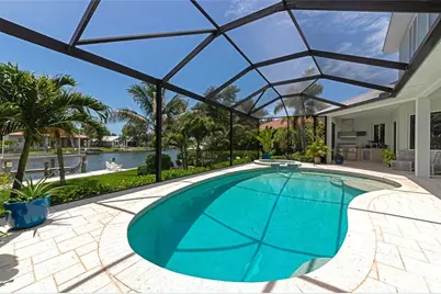 7631 Cove Terrace, Sarasota, FL 34231 - Photo 9