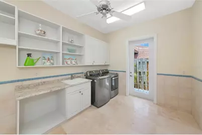7631 Cove Terrace, Sarasota, FL 34231 - Photo 27