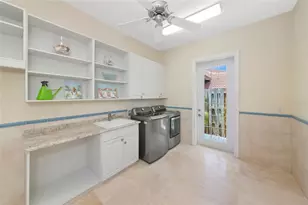 7631 Cove Terrace, Sarasota, FL 34231 - Photo 27