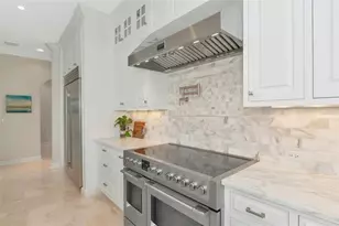 7631 Cove Terrace, Sarasota, FL 34231 - Photo 17