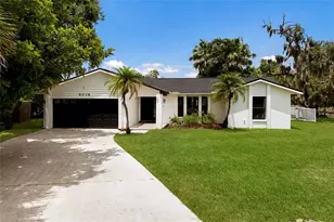 8038 56th Ct E, Palmetto, FL 34221 - Photo 3