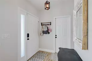 8038 56th Ct E, Palmetto, FL 34221 - Photo 7