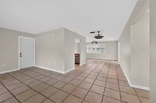 7207 14th Ave NW, Bradenton, FL 34209 - Photo 5