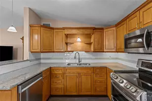 4065 Asbury Pl, Sarasota, FL 34233 - Photo 9