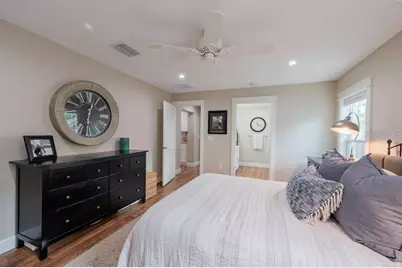 216 18th Street E, Bradenton, FL 34208 - Photo 17