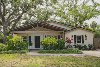 216 18th Street E, Bradenton, FL 34208 - Photo 1