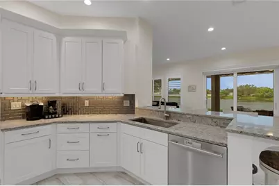 5142 51st Lane W, Bradenton, FL 34210 - Photo 11