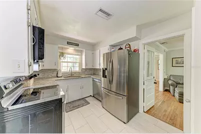 405 20th Street W, Bradenton, FL 34205 - Photo 13