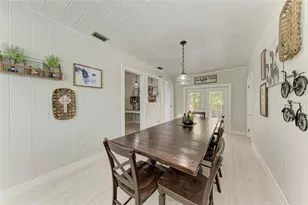 405 20th St W, Bradenton, FL 34205 - Photo 19