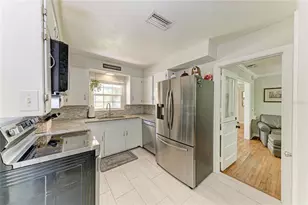 405 20th St W, Bradenton, FL 34205 - Photo 13