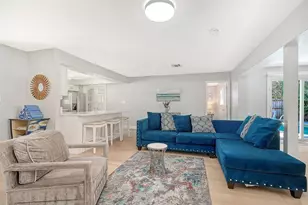 6515 Colonial Dr, Sarasota, FL 34231 - Photo 7