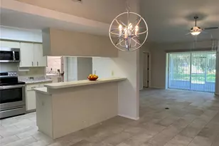 2193 Cork Oak St E, Sarasota, FL 34232 - Photo 9
