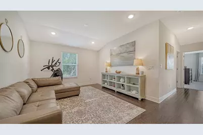 3092 Via Sienna Circle, Sarasota, FL 34243 - Photo 17
