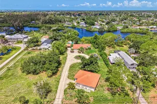 140 S Oxford Dr, Englewood, FL 34223 - Photo 75