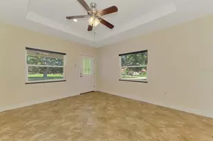 140 S Oxford Dr, Englewood, FL 34223 - Photo 97