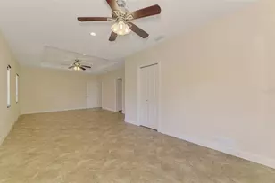 140 S Oxford Dr, Englewood, FL 34223 - Photo 95