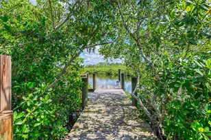 140 S Oxford Dr, Englewood, FL 34223 - Photo 49
