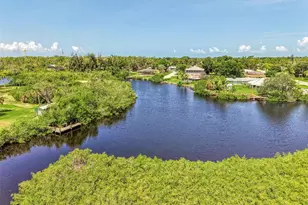 140 S Oxford Dr, Englewood, FL 34223 - Photo 53