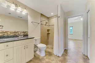 140 S Oxford Dr, Englewood, FL 34223 - Photo 83