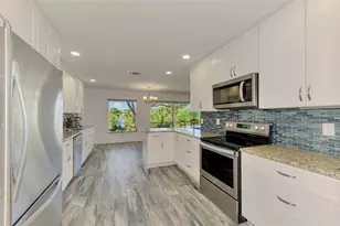 140 S Oxford Dr, Englewood, FL 34223 - Photo 23