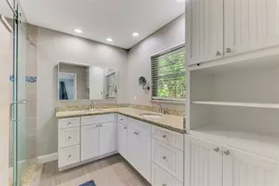 140 S Oxford Dr, Englewood, FL 34223 - Photo 41
