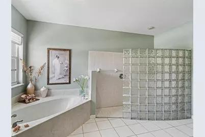 4049 Giannini Lane, Sarasota, FL 34233 - Photo 11