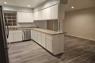 22360 Southshore Dr, Land O Lakes, FL 34639 - Photo 5