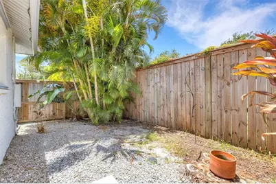 2426 Icecapade Drive, Sarasota, FL 34240 - Photo 65