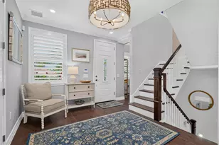 70 Island Cir, Sarasota, FL 34242 - Photo 5