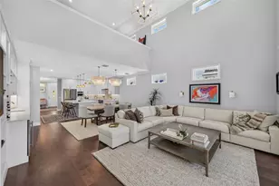 70 Island Cir, Sarasota, FL 34242 - Photo 13