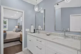 70 Island Cir, Sarasota, FL 34242 - Photo 19