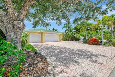 4708 Sweetmeadow Circle, Sarasota, FL 34238 - Photo 7