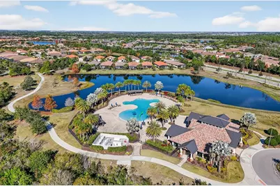 15308 Helmsdale Place, Lakewood Ranch, FL 34202 - Photo 71
