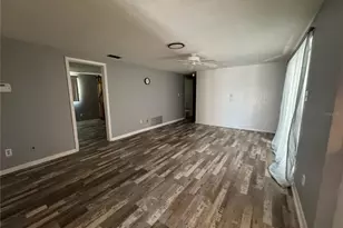 907 S Florida Ave, Tarpon Springs, FL 34689 - Photo 5