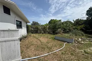 907 S Florida Ave, Tarpon Springs, FL 34689 - Photo 23