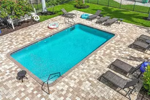 2220 Bahia Vista St, Sarasota, FL 34239 - Photo 9