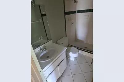 2220 Bahia Vista Street #G5, Sarasota, FL 34239 - Photo 21