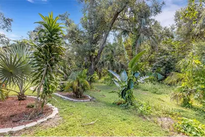 3736 Maple Hollow Court, Sarasota, FL 34243 - Photo 59