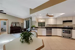 3736 Maple Hollow Ct, Sarasota, FL 34243 - Photo 31
