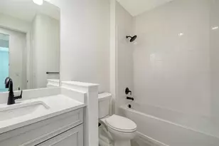 2357 Blue Mahoe Ln, Sarasota, FL 34240 - Photo 35
