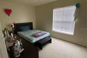 5166 Sunridge Palms Dr, Tampa, FL 33617 - Photo 13