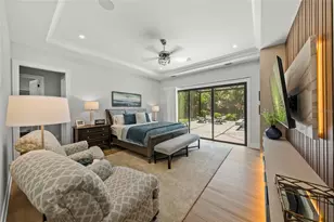 1555 Eastbrook Dr, Sarasota, FL 34231 - Photo 21