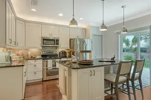 86 Arbor Oaks Dr, Sarasota, FL 34232 - Photo 17