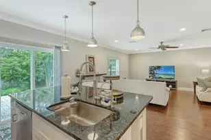86 Arbor Oaks Dr, Sarasota, FL 34232 - Photo 19