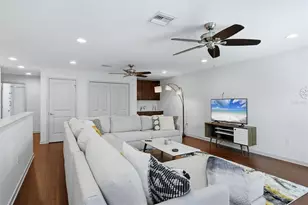 86 Arbor Oaks Dr, Sarasota, FL 34232 - Photo 5