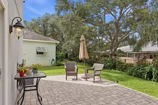 86 Arbor Oaks Dr, Sarasota, FL 34232 - Photo 45