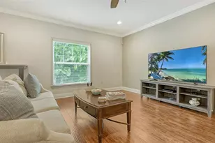 86 Arbor Oaks Dr, Sarasota, FL 34232 - Photo 13